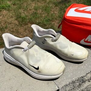 Nike Women React Ace Tour Golf Shoe - 9